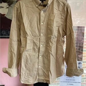 Banana Republic Men's Tan Casual Button-Down Shirt